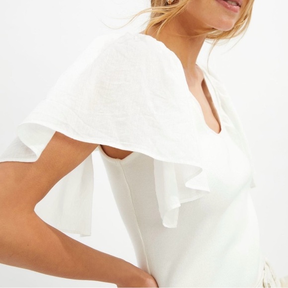 NWT 🆕 Anthro/Maeve White Flutter Sleeve Tee - XS - Picture 4 of 8